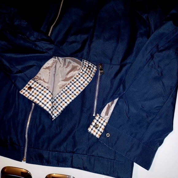 Stylish Spring Jacket - Picture 4 of 5